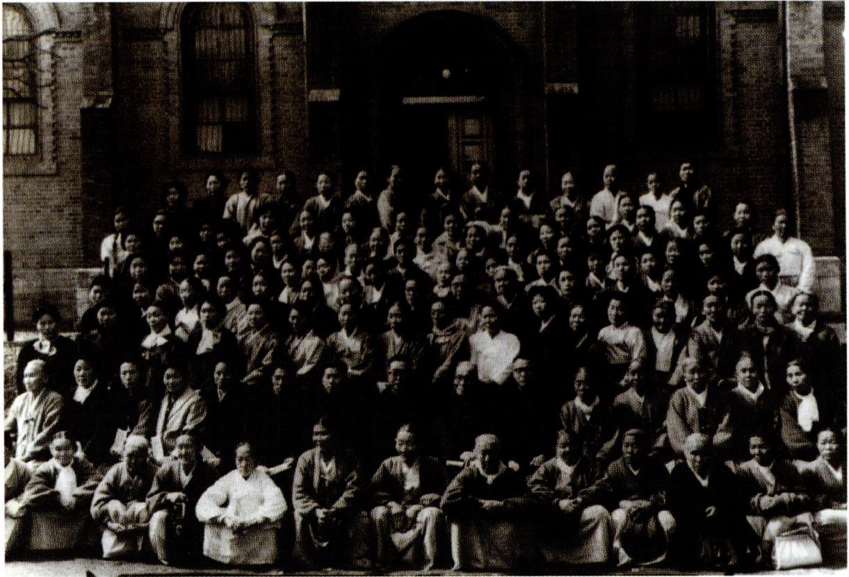 김종택 신부의 지도로 결성된 복자 부녀회(1963년 2월 23일).