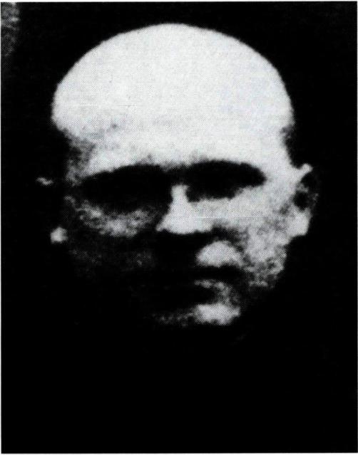 카누트 다베르나스 신부.