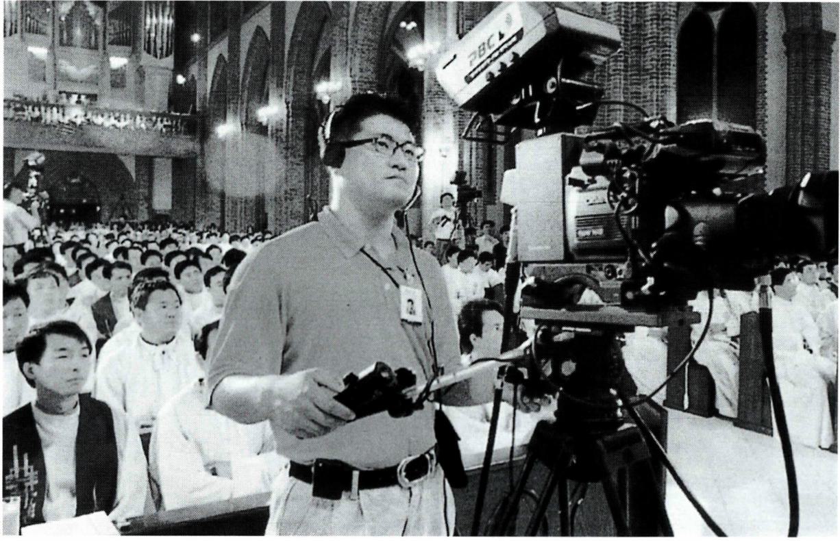 올바른 여론을 형성하고 전파하기 위해 교회는 매스 미디어를 이용해야 한다.