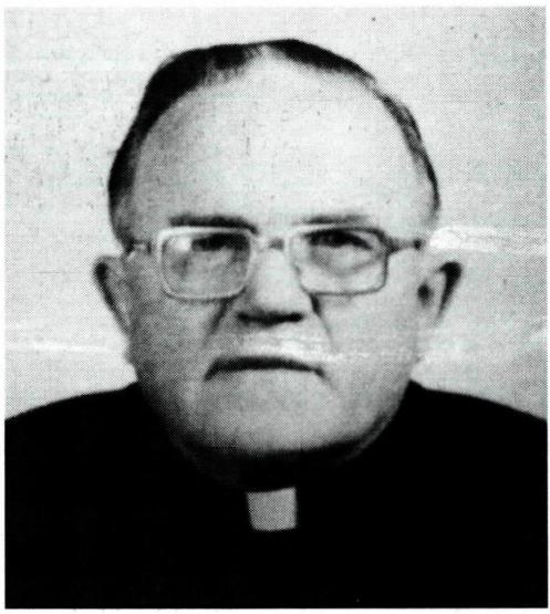 아더 맥마흔 신부.