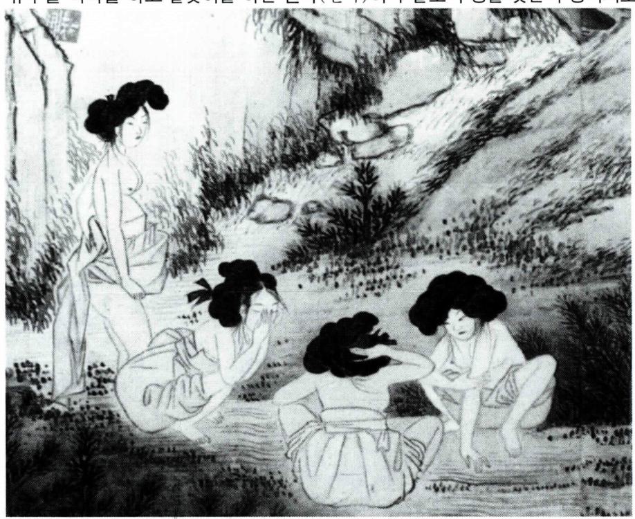 유두날 목욕을 하고 물맞이를 하는 민속( 왼쪽)이나 물로 부정을 씻는 부정치기도 목욕 재계와 일맥 상통한다.