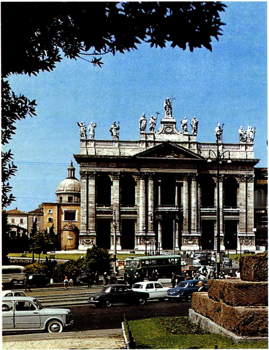 최초의 바실리카 양식으로 지은 라테란 대성전.