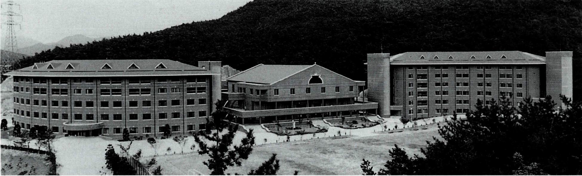 부산 가톨릭대학교 전경.