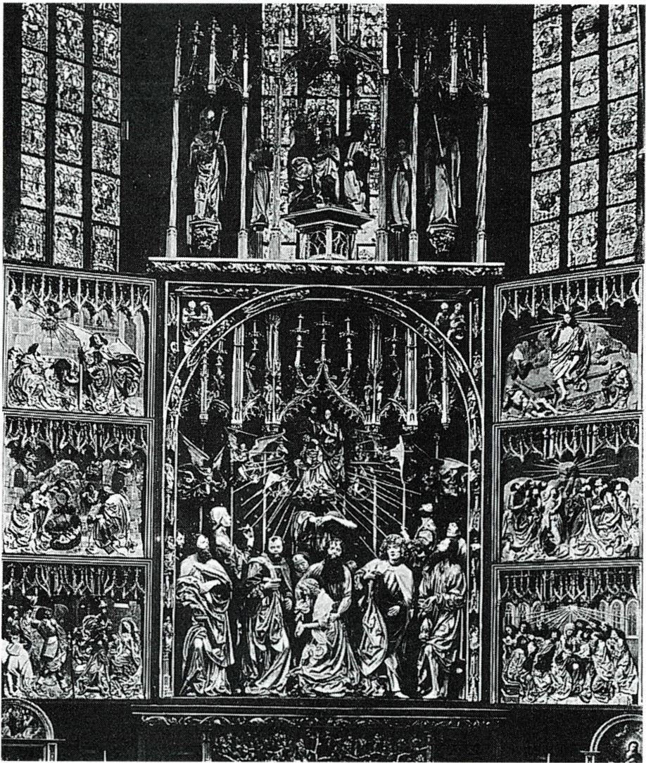 슈토스의 대표적인 작품인 크라쿠프의 성모 마리아 성당 주 제단.