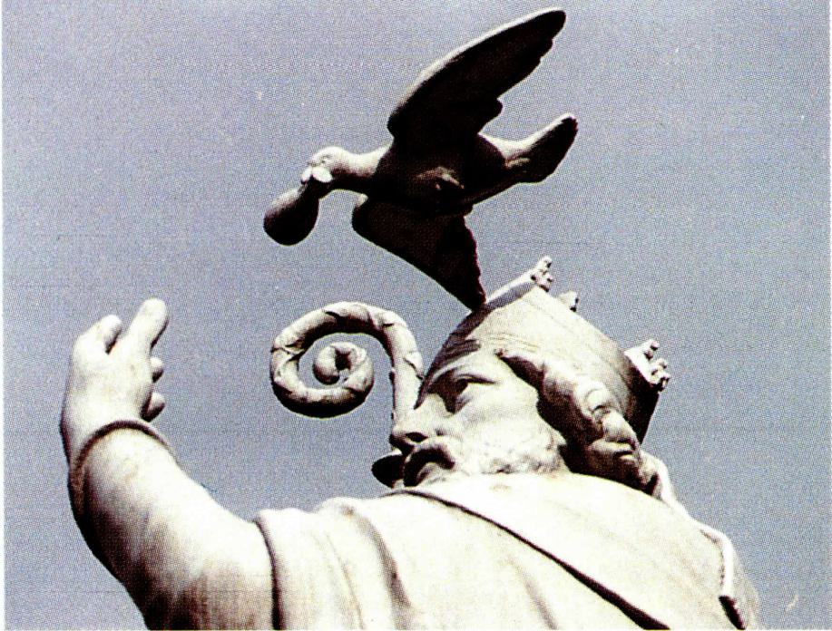 교회는 항상 재생하는 생명력을 보유하기 위해 시대의 징표를 탐구해야 한다.