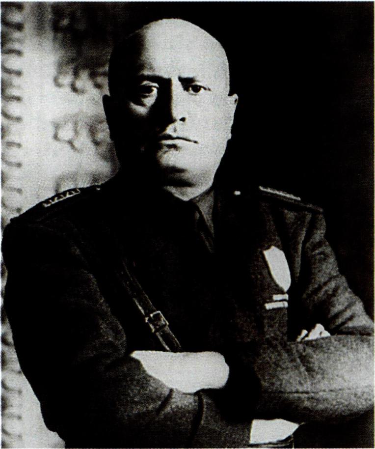 전체주의란 용어를 만든 이탈리아의 독재자 무솔리니.