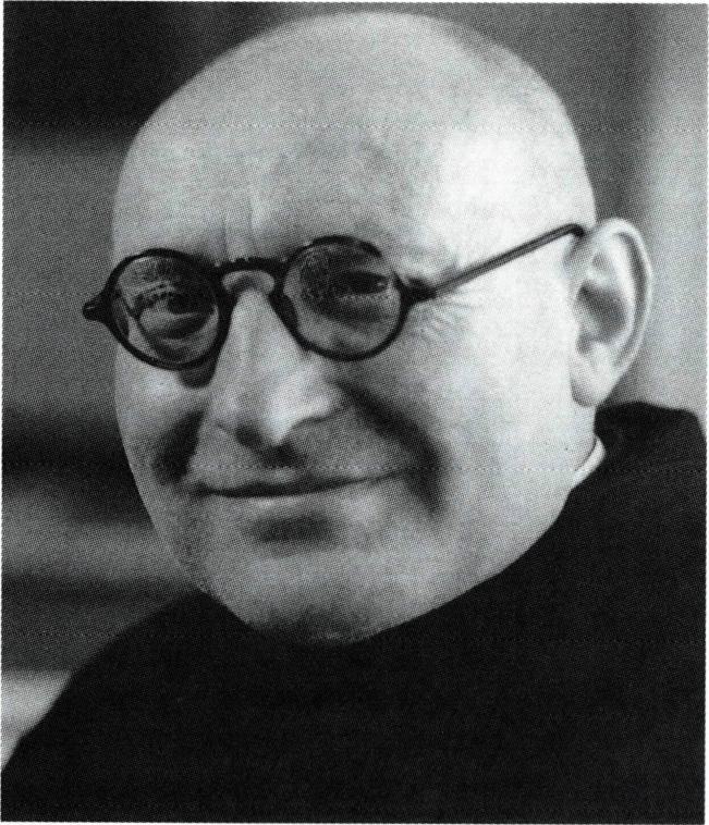 차일라이스 신부.