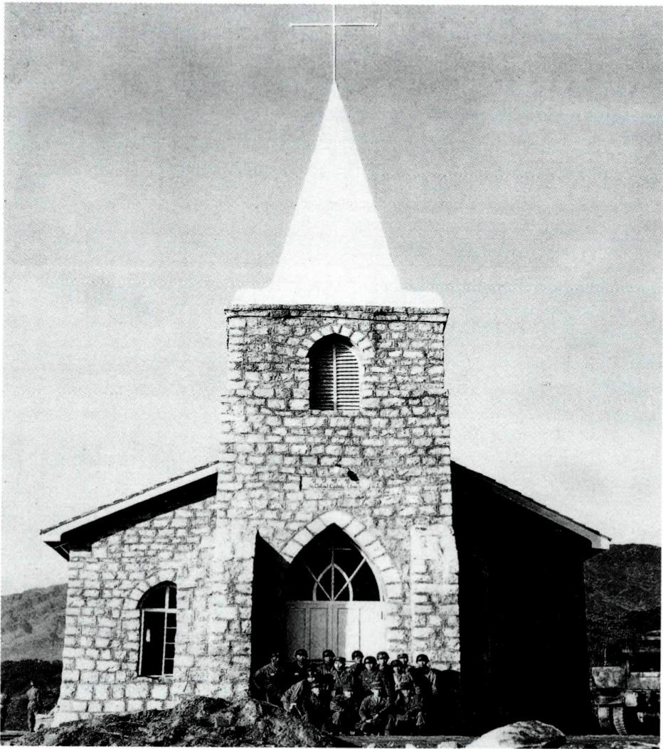 화재로 소실되기 이전의 포천 성당 모습(1950. 11. 25) .