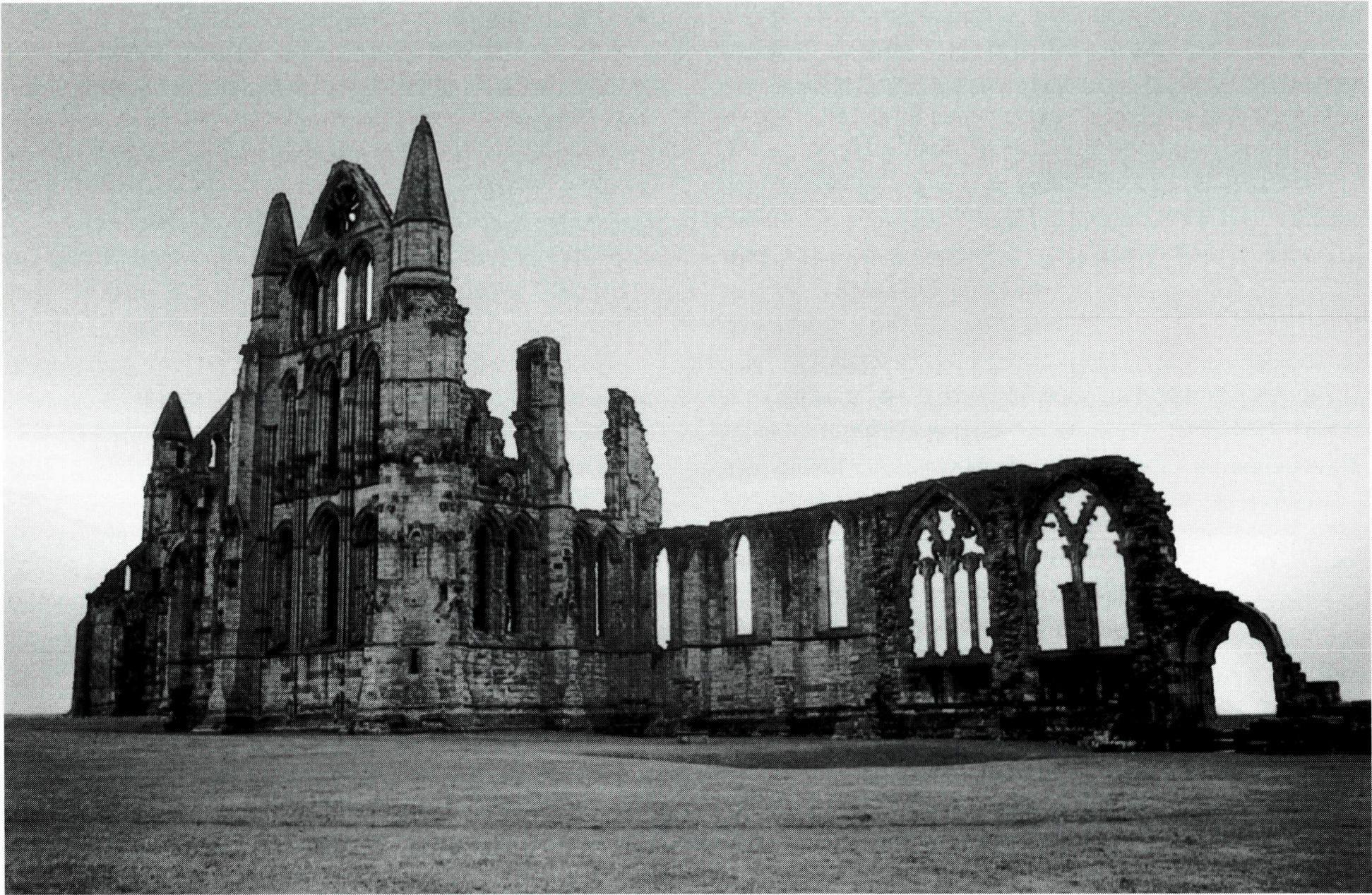 휫비 교회 회의가 열렸던 휫비 수도원.